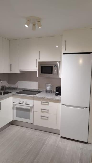 Apartamento Moderno A 1Km De Granada Exteriör bild